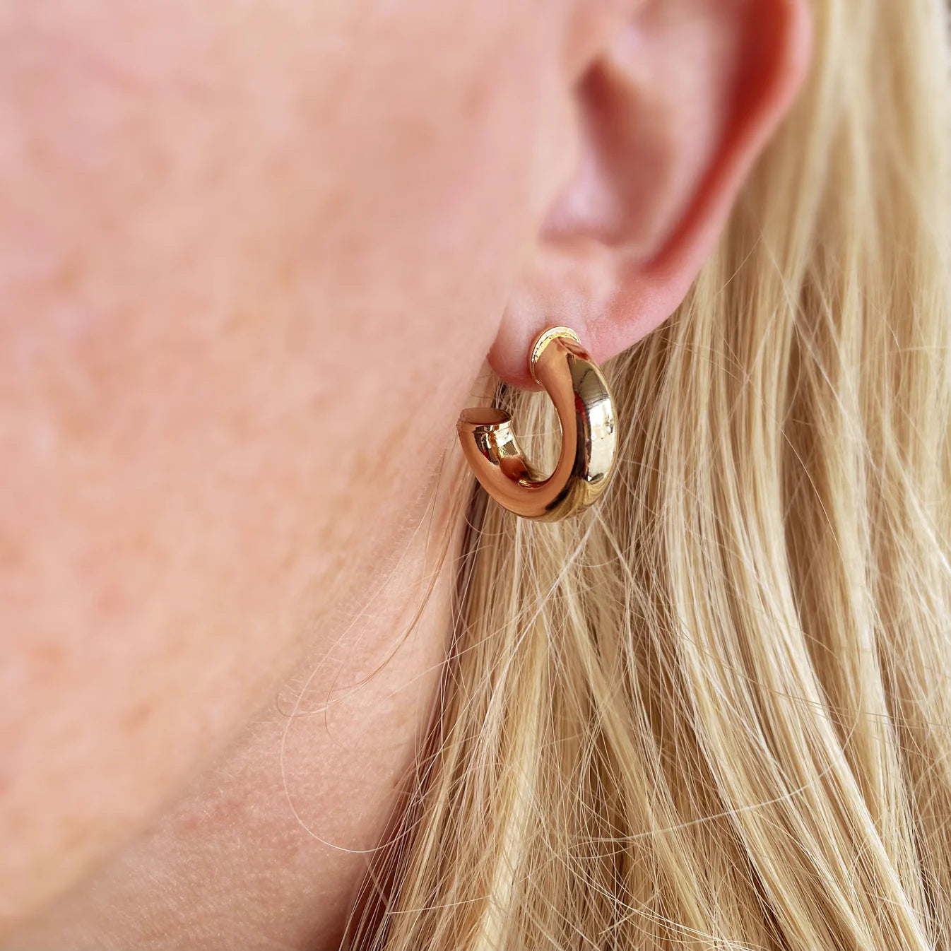 NIA EARRINGS