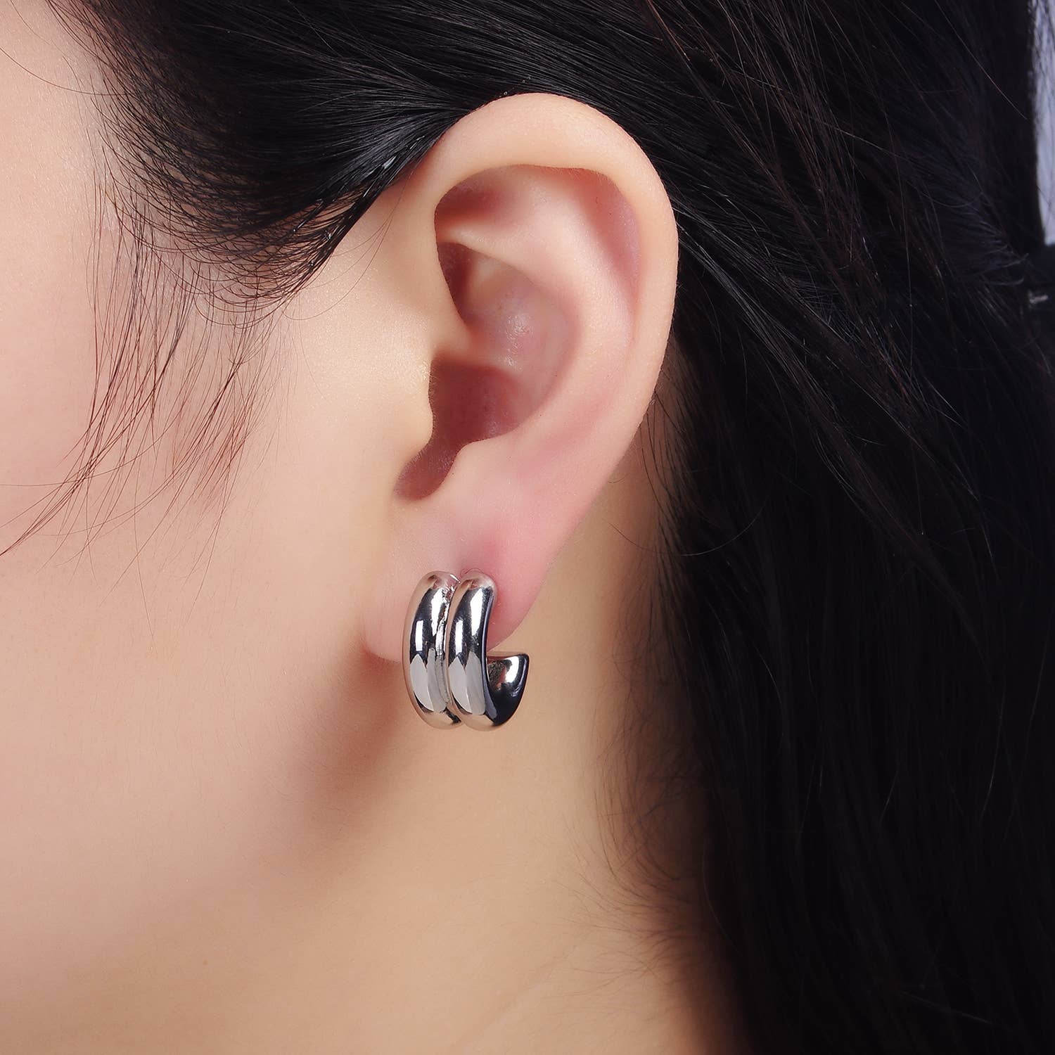ELLIE HOOPS