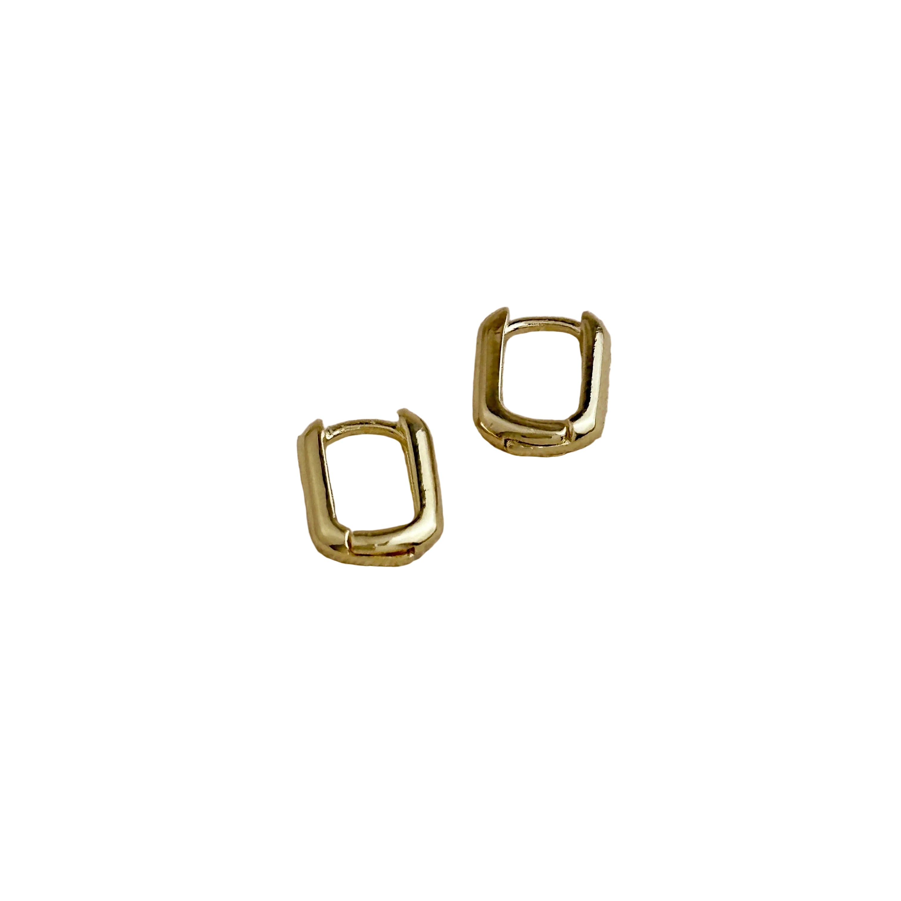 MIA HOOPS