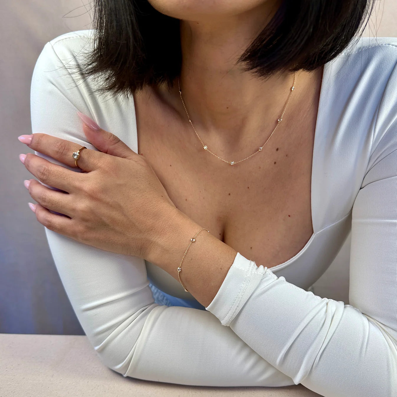 BEZEL NECKLACE